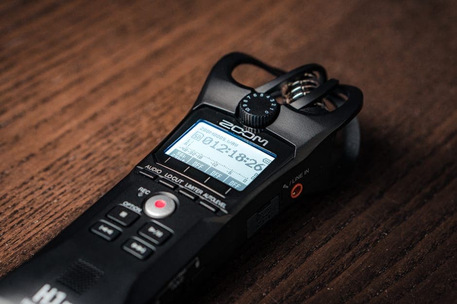 How to Convert AAC to Text: iPhone Voice Memo & YouTube Audio Transcription