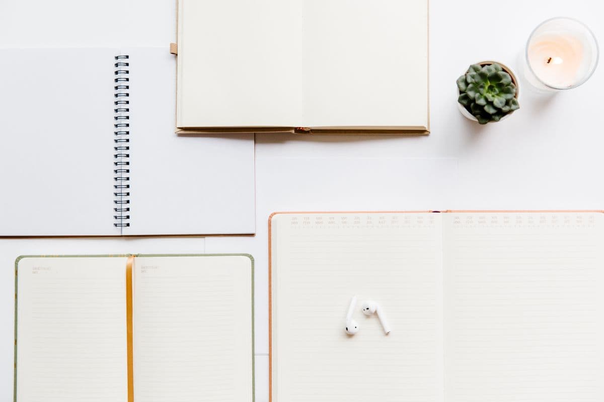 Weekly Review From Voice Memos: A Workflow That Actually Sticks